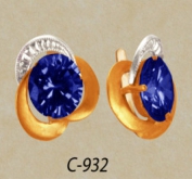 С932